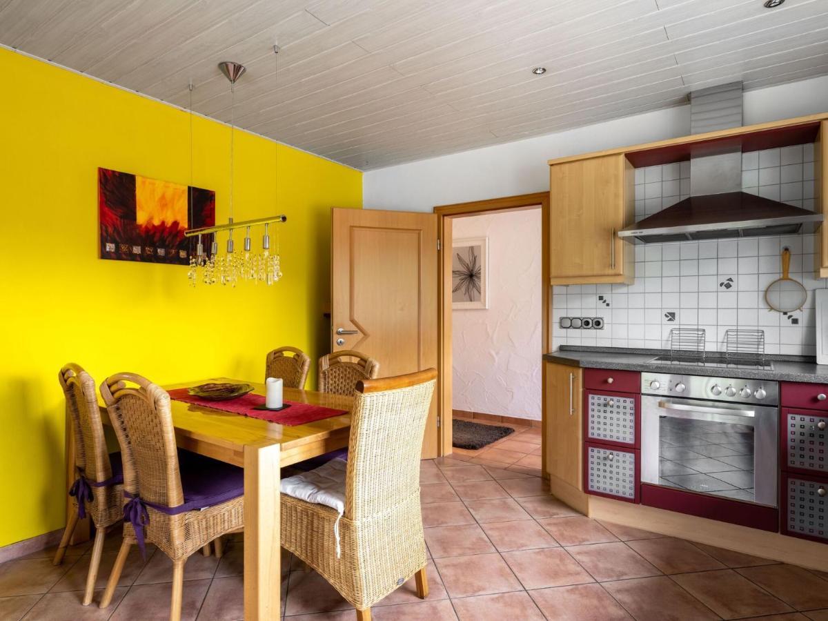 Restful Apartment In Neumagen Near River Moselle Kültér fotó